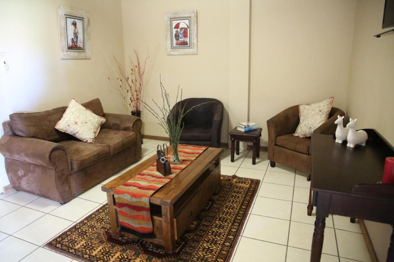 Augrabies De Oude Stoor Guesthouse Luaran gambar